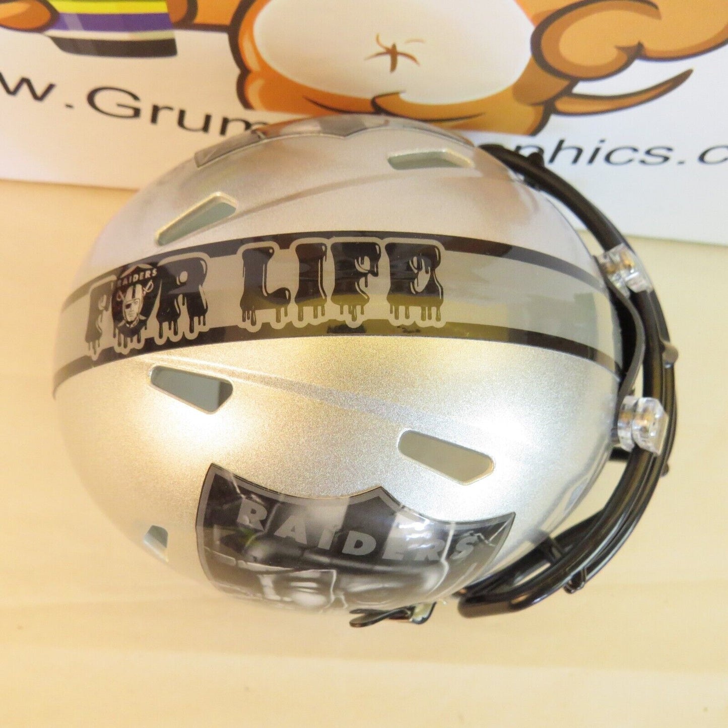 Las Vegas Raiders Custom Mini Helmet Skull